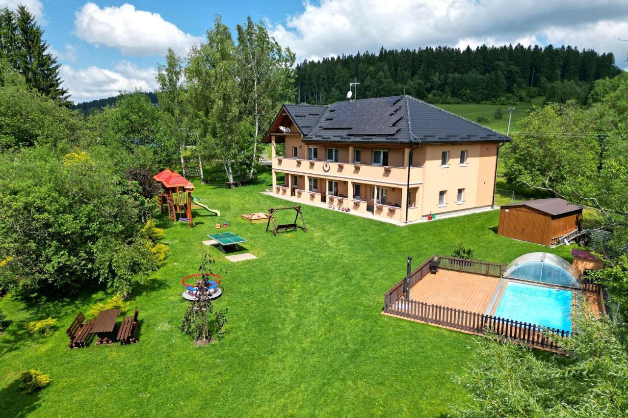 Apartments Nad Rybniky Horní Planá Exteriör bild