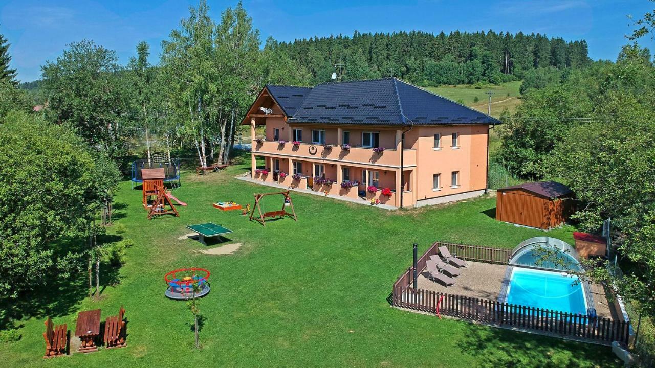 Apartments Nad Rybniky Horní Planá Exteriör bild